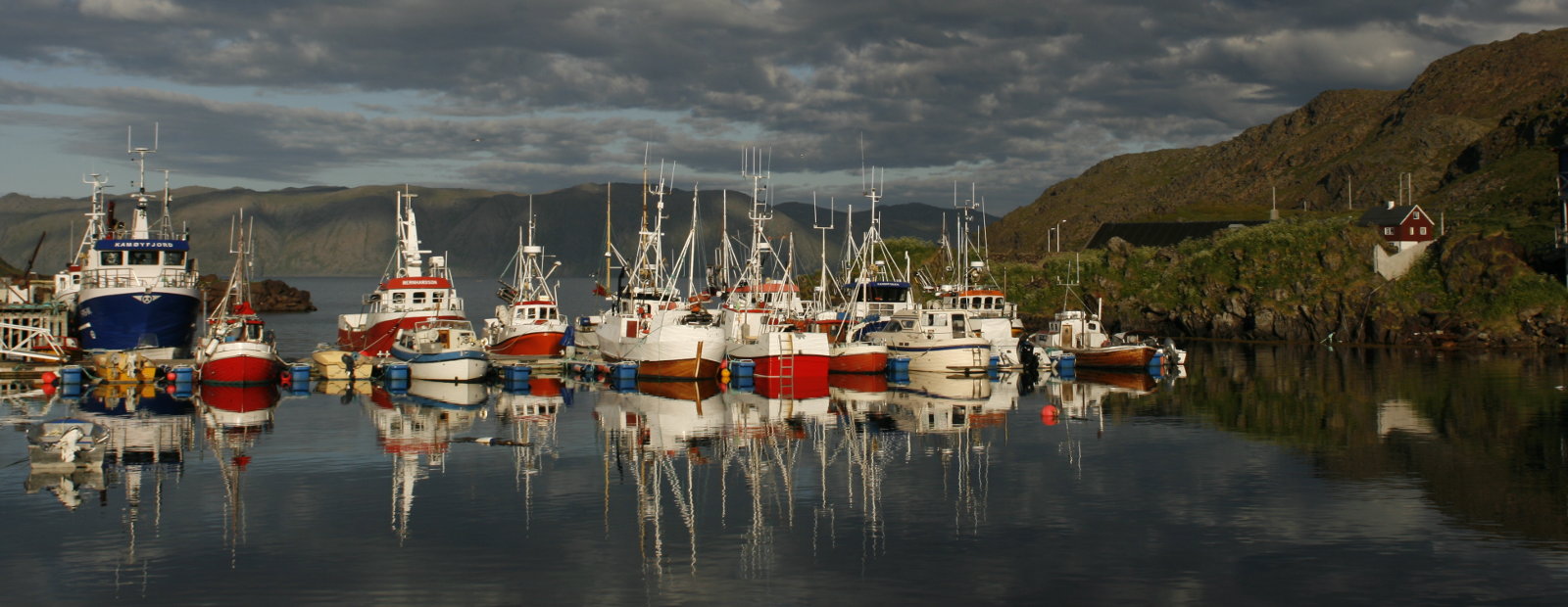 visiting_fishing_village_kamoyvaer